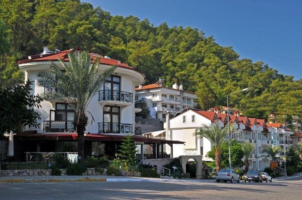 Ata Park Hotel Fethiye Zewnętrze zdjęcie