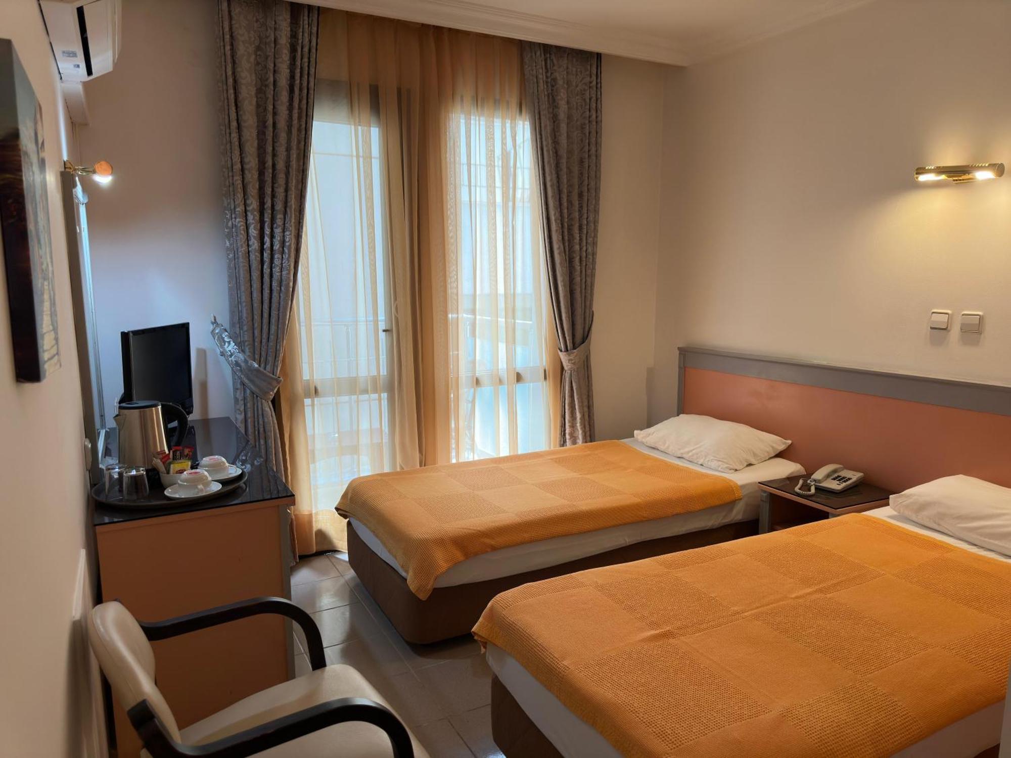 Ata Park Hotel Fethiye Zewnętrze zdjęcie
